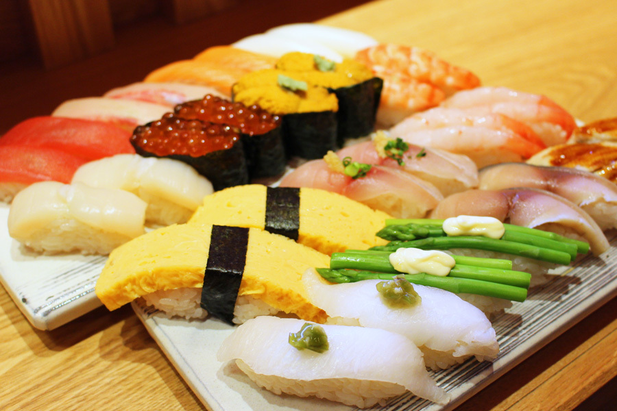 3 850円 で高級寿司が食べ放題 新宿 すし こたま レポ レッツエンジョイ東京